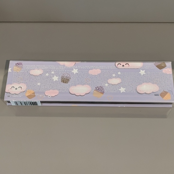 MAC Classic Cutie eyeshadow palette - Picture 5 of 5